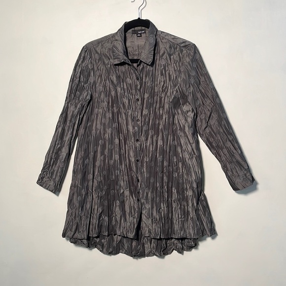 SUN KIM Crinkle Gunmetal Jacquard Dot Button Party Minimalist Swing Blouse SZ XS - Picture 1 of 14